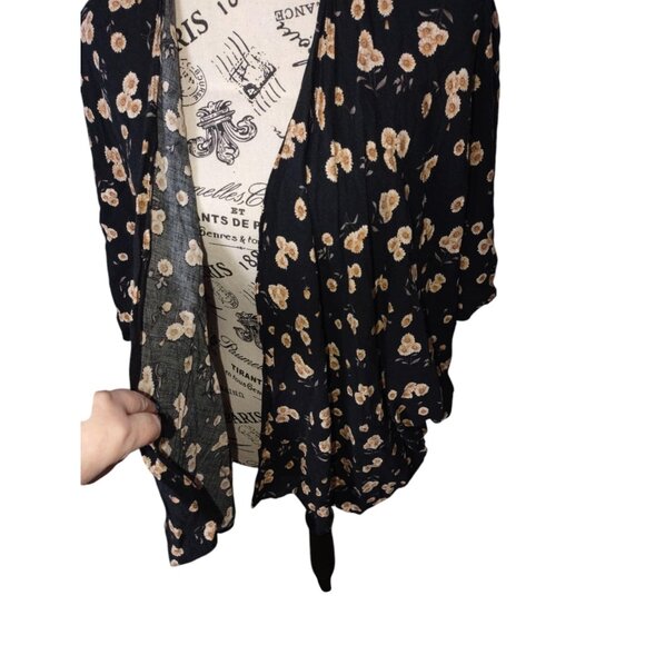 Brandy Melville Black Floral Open Front Drape Cardigan OneSize Effortless layers - Picture 5 of 6